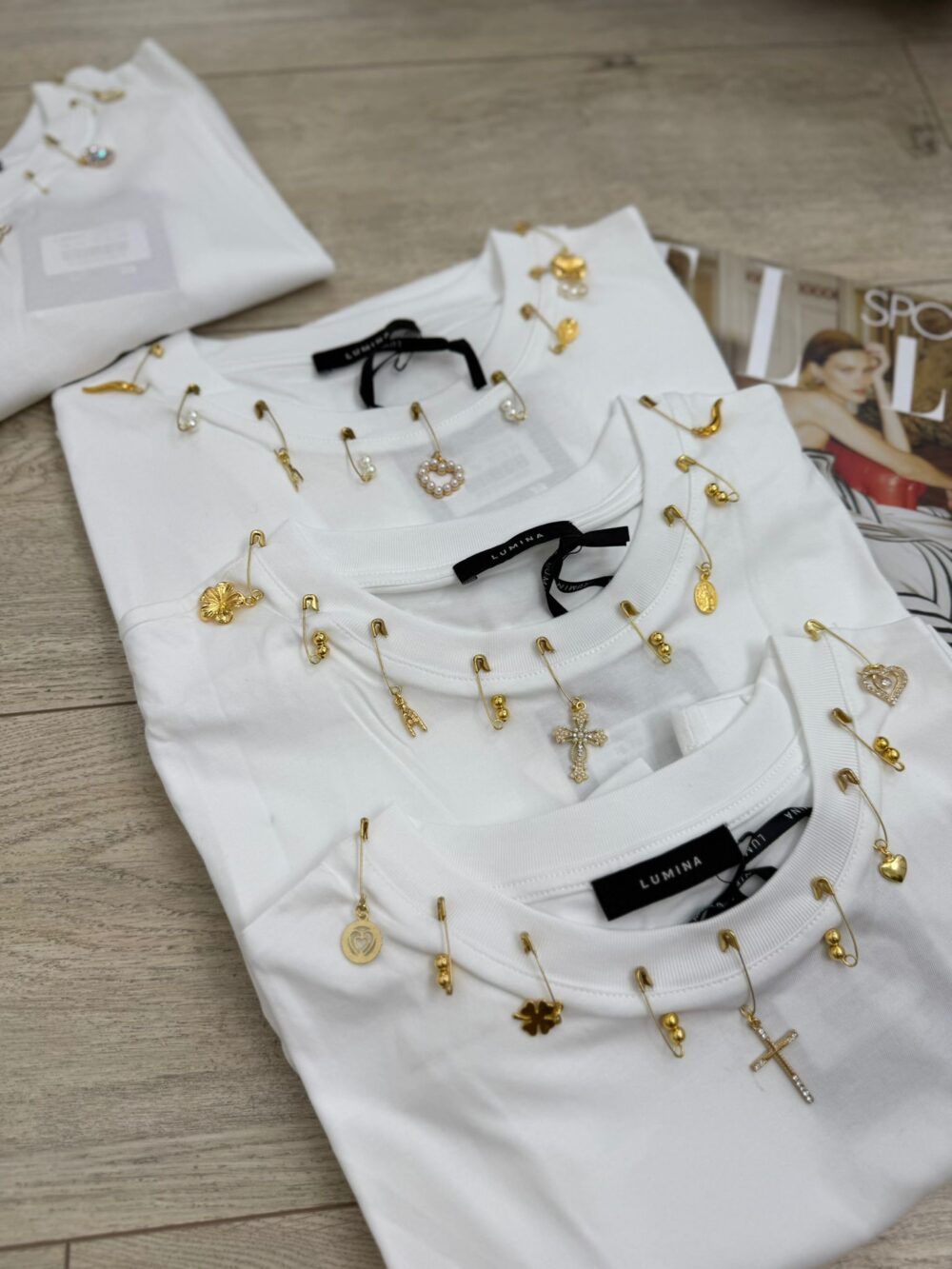 T-shirt Momà - immagine 23